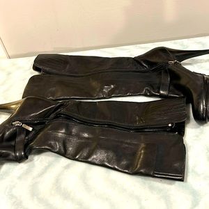 Black used Guess boot knee high size 91/2